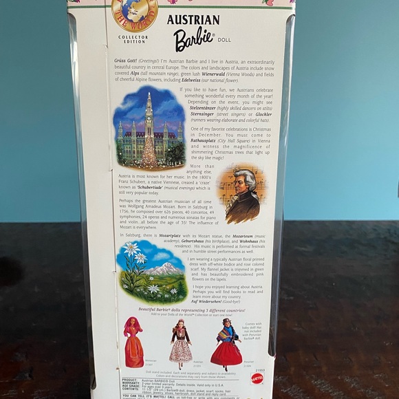 Sold! Austrian Barbie Dolls of the World Collector Edition 1998 Mattel 21553 - Picture 4 of 8